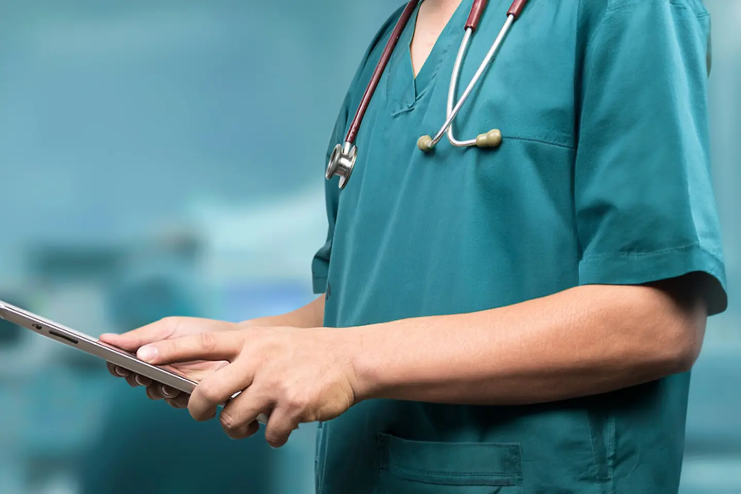 Chequeo médico con soporte digital del sistema para el paciente